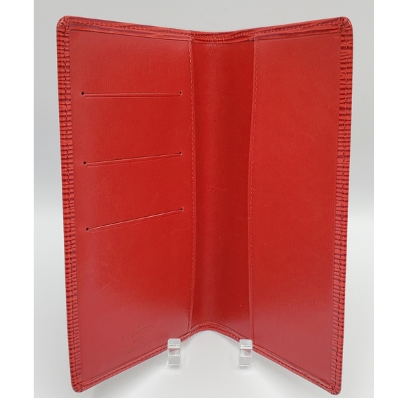 Authentic Preowned LV Epi Bifold Wallet - Picture 6 of 9